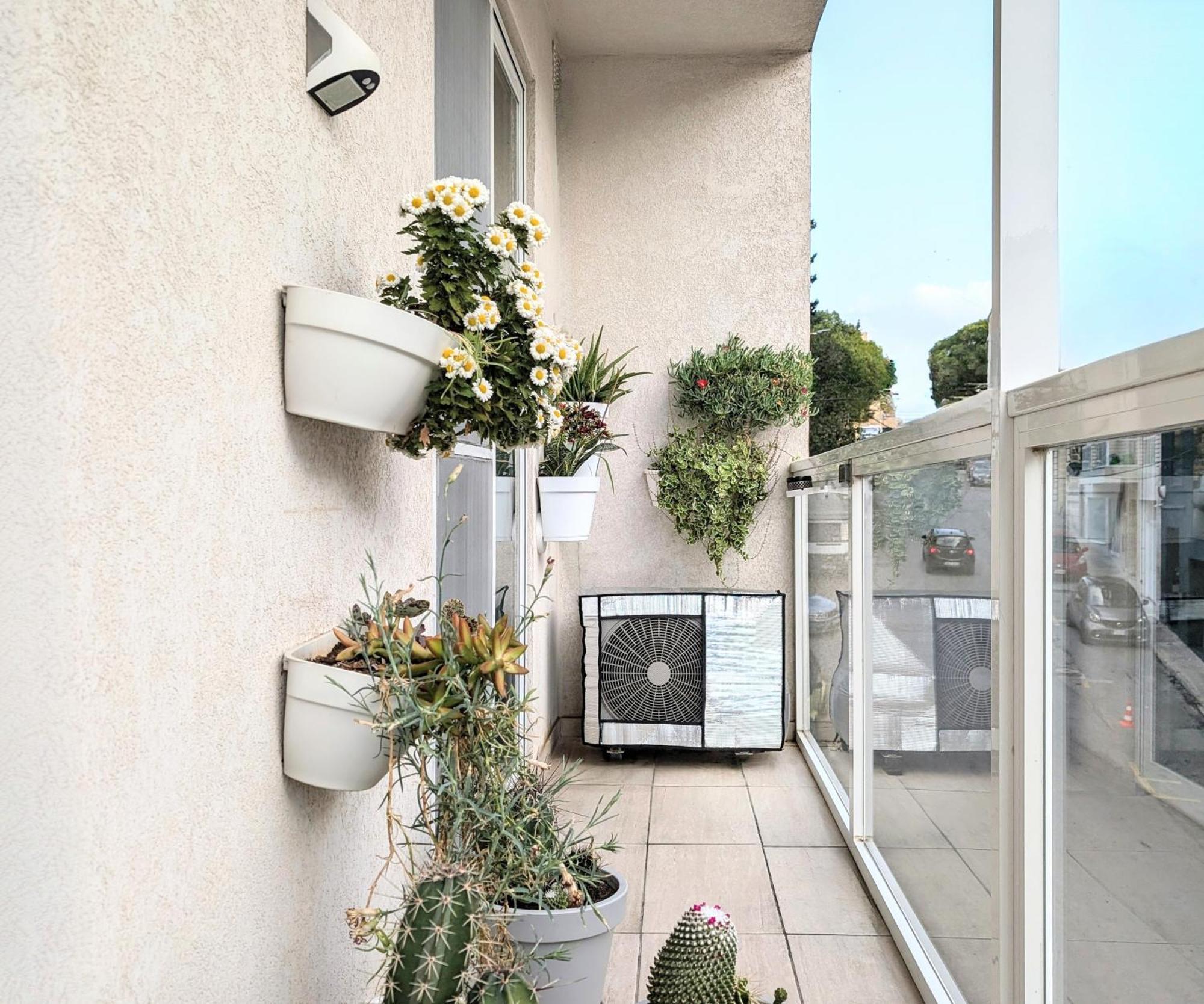 Central Private En-Suite With Balcony In Shared Residence Pietà Extérieur photo